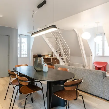 Luxury Duplex - Louvre Museum - 6 Guests Apartment