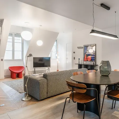 Luxury Duplex - Louvre Museum - 6 Guests Apartment Paris